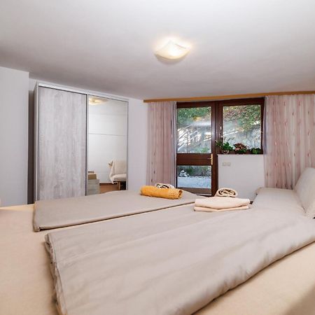Julia Selce 4,5 Apartment Luaran gambar